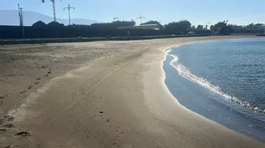 Hatay’da Alışılmadık Deniz Çekilmesi: Vatandaş Endişeli!